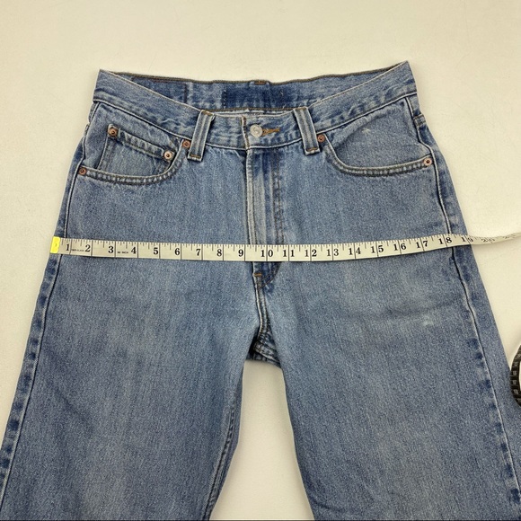 Vintage Levi’s 550 High Waist wedgie fit Jeans - Picture 5 of 8